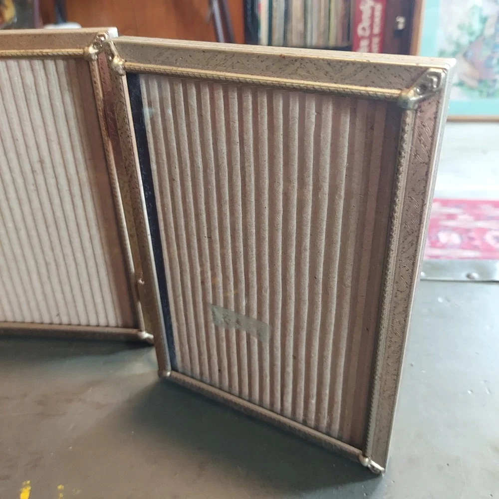 N/A vintage triptych